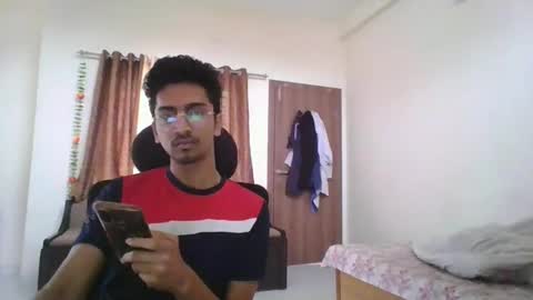 Snapshot of maskboyz2003 chatting on December 2024 04:08:02 AM maskboyz2003 online show from December 2024 04:08:02 AM