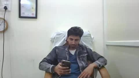 Snapshot of maskboyz2003 chatting on February 2025 03:31:01 PM maskboyz2003 online show from February 2025 03:31:01 PM