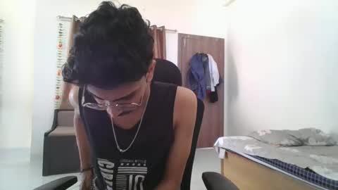 Snapshot of maskboyz2003 chatting on February 2025 05:10:01 AM maskboyz2003 online show from February 2025 05:10:01 AM