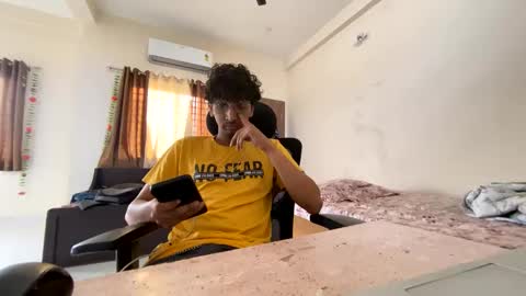 Snapshot of maskboyz2003 chatting on September 2025 02:04:01 AM maskboyz2003 online show from September 2025 02:04:01 AM