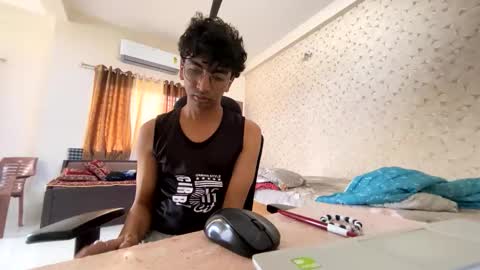 Snapshot of maskboyz2003 chatting on October 2025 03:07:02 AM maskboyz2003 online show from October 2025 03:07:02 AM