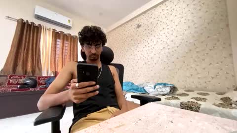 Snapshot of maskboyz2003 chatting on October 2025 03:34:01 AM maskboyz2003 online show from October 2025 03:34:01 AM