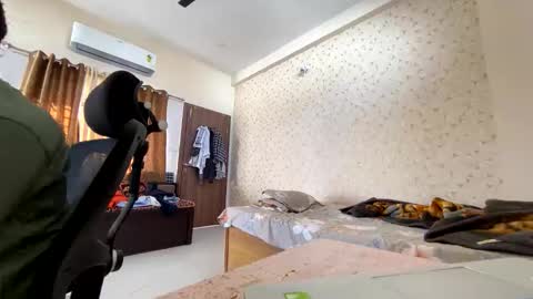 Snapshot of maskboyz2003 chatting on November 2025 03:38:02 AM maskboyz2003 online show from November 2025 03:38:02 AM