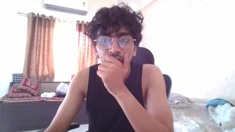 Mask Boy online show from October 2025 02:53:01 AM