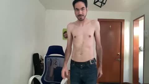 Snapshot of masked_latin_noir chatting on December 2025 09:45:02 PM Masked Latin Noir online show from December 2025 09:45:02 PM