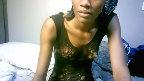 maskgang001 online show from October 2025 02:06:01 AM