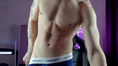 Snapshot of mason_warhol chatting on December 2024 09:06:01 PM Mason online show from December 2024 09:06:01 PM