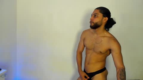 Snapshot of massatgeserotics chatting on January 2025 10:44:01 PM I Am Odin online show from January 2025 10:44:01 PM