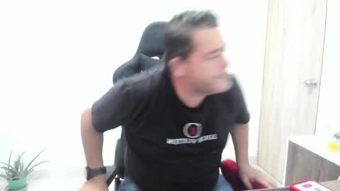 massimo_danger online show from October 2025 07:05:02 PM