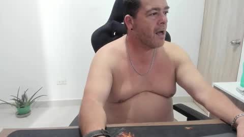 massimo_danger online show from October 2025 09:49:01 PM