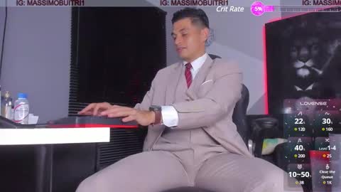 I am Massimo online show from February 2025 01:02:01 AM