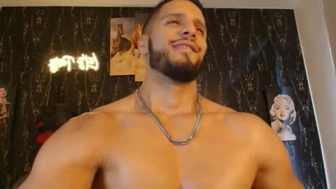 massimo_greco2 online show from October 2025 09:48:02 PM