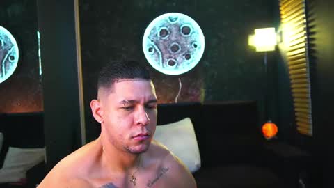 Snapshot of massimowalton2 chatting on February 2025 03:40:01 PM massimowalton2 online show from February 2025 03:40:01 PM