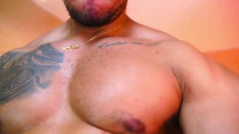 massimowalton2 online show from May 2026 04:04:02 PM