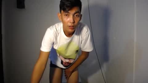 Snapshot of massive_cumboy chatting on April 2026 05:32:02 AM Miss Sweet LUNA 3 online show from April 2026 05:32:02 AM