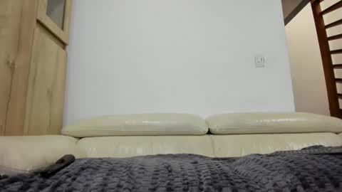 Snapshot of master4pigbitchslv chatting on November 2025 11:43:02 AM Domi online show from November 2025 11:43:02 AM