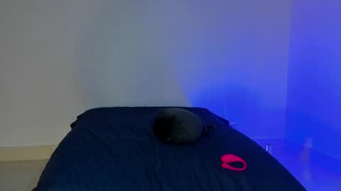 Kamila online show from April 2026 06:19:01 AM