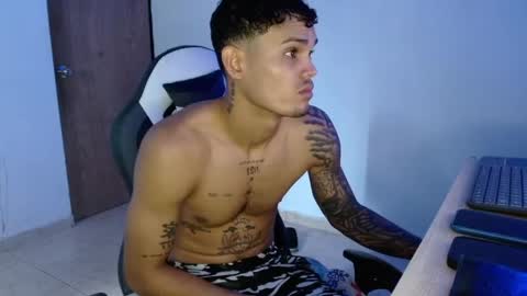 master_black777 online show from April 2026 01:35:02 PM