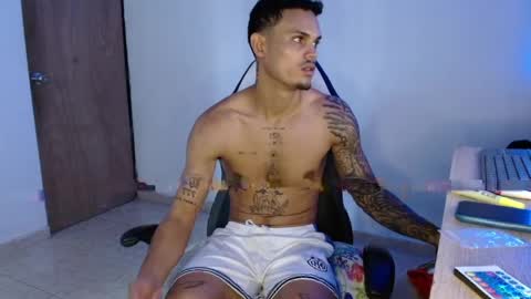 master_black777 online show from May 2026 02:33:02 PM