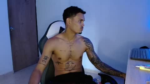 master_black777 online show from May 2026 04:37:01 PM