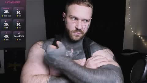 Snapshot of master_oil chatting on October 2025 01:15:01 AM Huge Alex online show from October 2025 01:15:01 AM