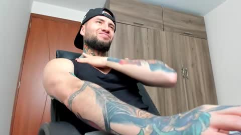 steven  online show from November 2025 04:46:01 PM