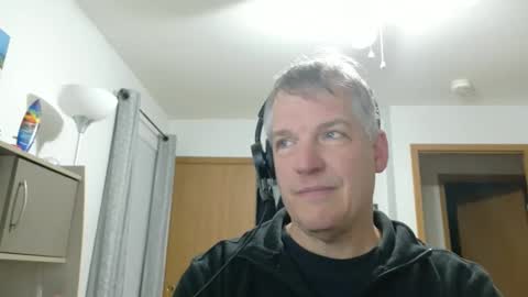 Master Thorn online show from November 2025 03:20:02 AM