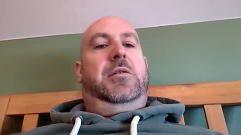 Snapshot of masterclass69er chatting on April 2026 08:59:02 AM Bob online show from April 2026 08:59:02 AM