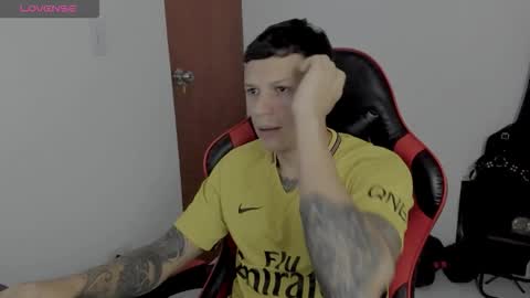 Snapshot of masterdave7 chatting on November 2025 11:16:02 AM Dave online show from November 2025 11:16:02 AM