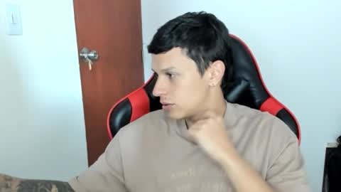 Snapshot of masterdave7 chatting on January 2026 01:15:01 PM Dave online show from January 2026 01:15:01 PM