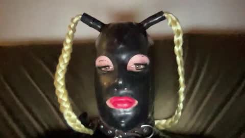 Snapshot of mastergolem chatting on March 2026 07:54:02 PM mastergolem online show from March 2026 07:54:02 PM