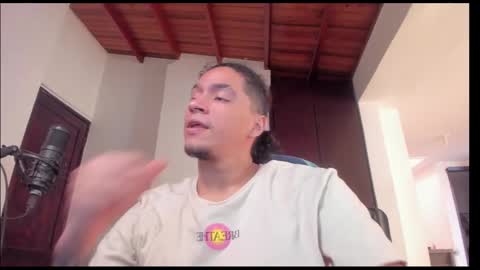 Juan Independent Model online show from February 2025 06:12:01 PM