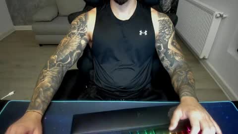 Snapshot of masterkingmuscle chatting on January 2025 09:36:01 PM masterkingmuscle online show from January 2025 09:36:01 PM