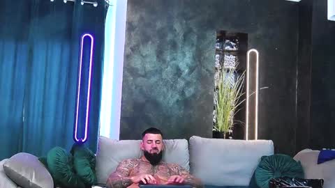 masterkingofmuscle online show from January 2025 12:26:02 PM