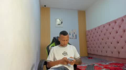 Snapshot of mastermorenohot23 chatting on April 2026 02:53:02 AM mastermorenohot23 online show from April 2026 02:53:02 AM