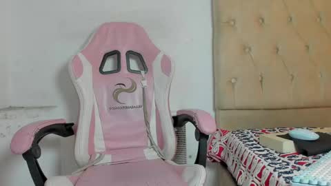 Snapshot of mastermorenohot23 chatting on May 2026 04:04:02 PM mastermorenohot23 online show from May 2026 04:04:02 PM
