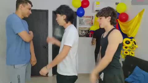 Team Cris Darwin- Fernando- Stiven- David online show from July 2026 11:14:01 AM