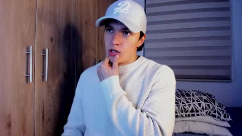 mastrangelo_x online show from February 2026 04:39:01 AM