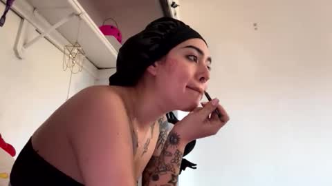 Snapshot of masturbatingmariamiller chatting on November 2025 09:50:01 PM masturbatingmariamiller online show from November 2025 09:50:01 PM