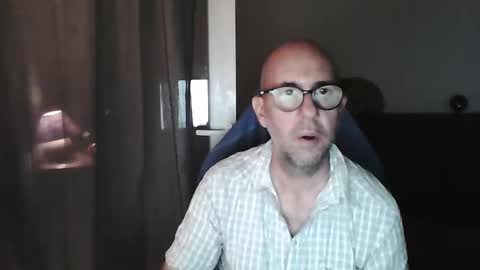 Snapshot of mat11efou chatting on September 2025 07:19:02 PM mat11efou online show from September 2025 07:19:02 PM