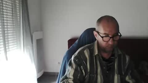 Snapshot of mat11efou chatting on October 2025 10:05:01 AM mat11efou online show from October 2025 10:05:01 AM