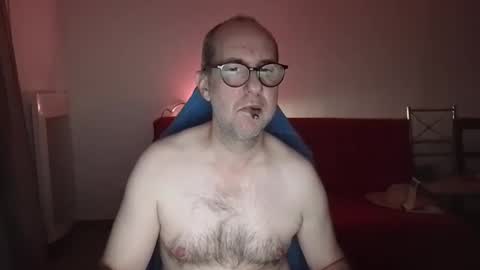 Snapshot of mat11efou chatting on October 2025 06:03:02 AM mat11efou online show from October 2025 06:03:02 AM