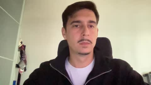 Snapshot of matahavi chatting on February 2025 03:21:02 PM Aaron online show from February 2025 03:21:02 PM