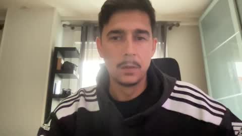 Snapshot of matahavi chatting on October 2025 08:16:02 AM Aaron online show from October 2025 08:16:02 AM