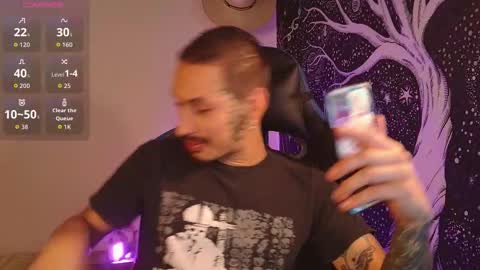 Mateo online show from November 2025 02:10:01 AM