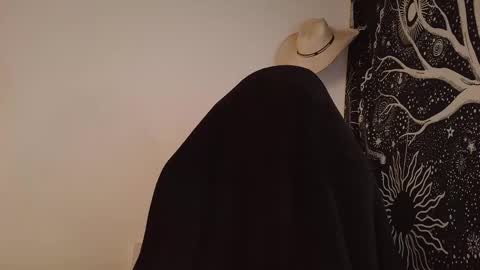 Snapshot of mateo60_ chatting on November 2025 05:05:02 PM Mateo online show from November 2025 05:05:02 PM