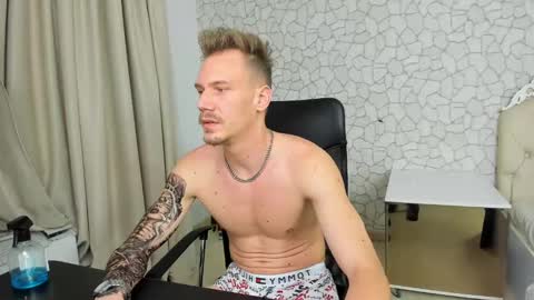 MateoBenjamin online show from December 2024 07:53:02 PM