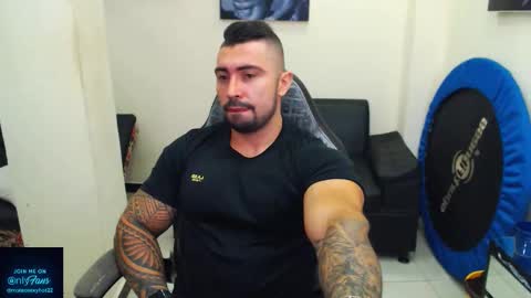 Snapshot of mateosexyhot22 chatting on January 2026 05:29:02 PM Mateo online show from January 2026 05:29:02 PM