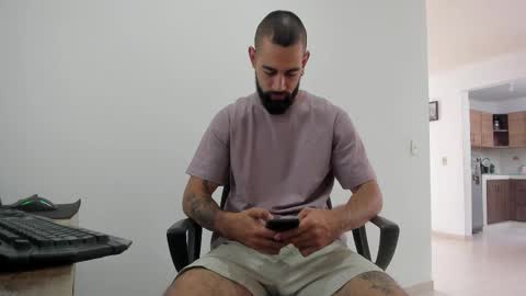 Matheus     online show from September 2025 04:11:01 PM