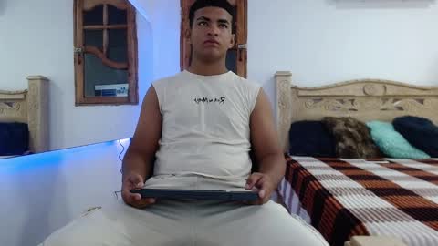 Snapshot of mathews__ chatting on November 2025 02:22:01 AM mathews__ online show from November 2025 02:22:01 AM